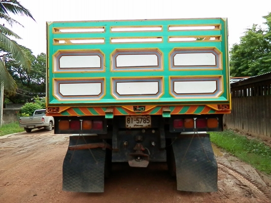 10ล้อดั้มISUZU DECA 270ปี ดั้มมิเนียม แม่ลูกๆ3คาน(เหล็ก)