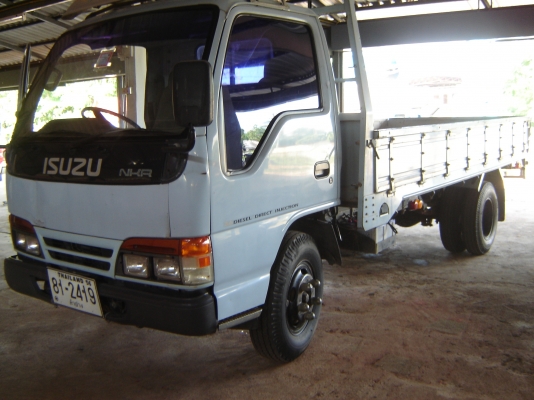 ISUZU NKR 110แรงม้า แอร์เย็น (จองแล้ว)