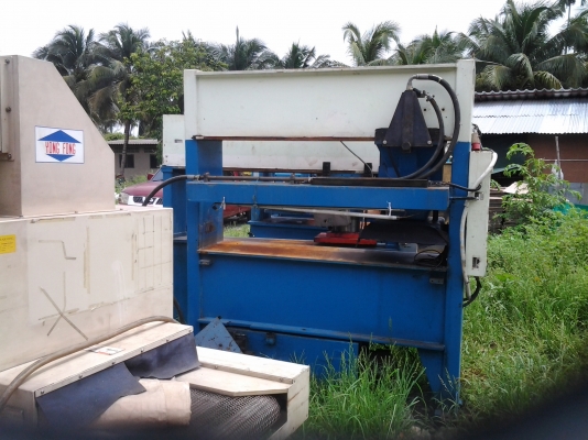 ขายเครื่องปั๊มยางรองเท้า ขนาดใหญ่มี 4 หัว