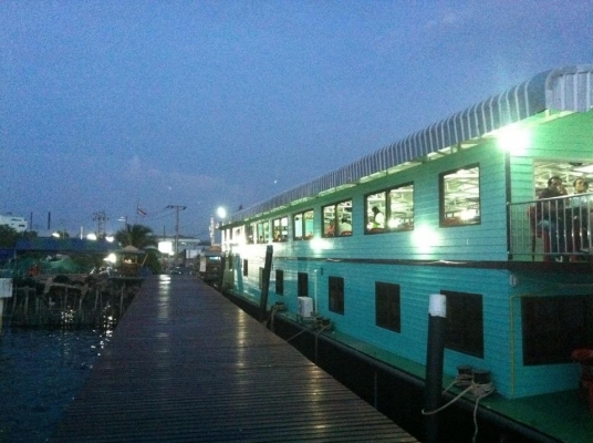 ขายเรือ (ร้านอาหาร) ขายเรือ (ร้านอาหาร)