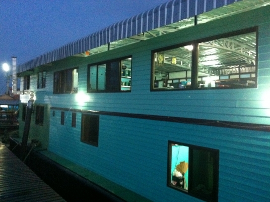 ขายเรือ (ร้านอาหาร) ขายเรือ (ร้านอาหาร)