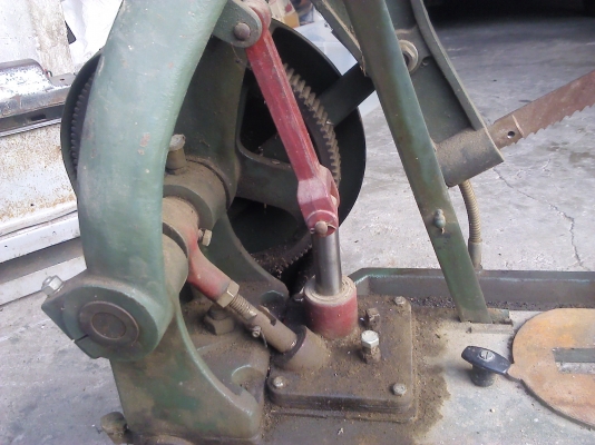 เครื่องเลื่อยตัดเหล็กใหญ่ HERO ขนาดใบเลื่อย16นิ้วขนาดยาว