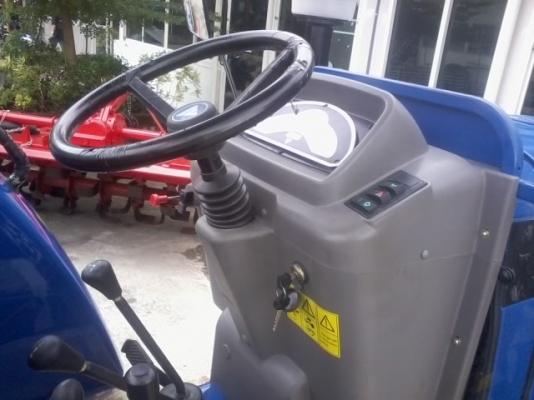 ขายรถไถ EURO60K 60แรง ของใหม่ ไดเร็คอินเจ็คชั้น 2เพลารวมอุปกรณ์ ขายรถไถ EURO60K 60แรง ของใหม่ ไดเร็คอินเจ็คชั้น 2เพลารวมอุปกรณ์