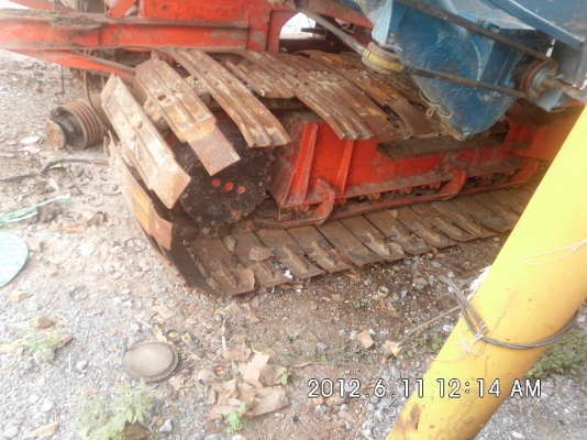 รถเกี่ยวข้าว วิชาญการช่าง 250000