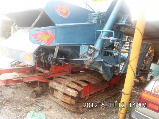 รถเกี่ยวข้าว วิชาญการช่าง 250000