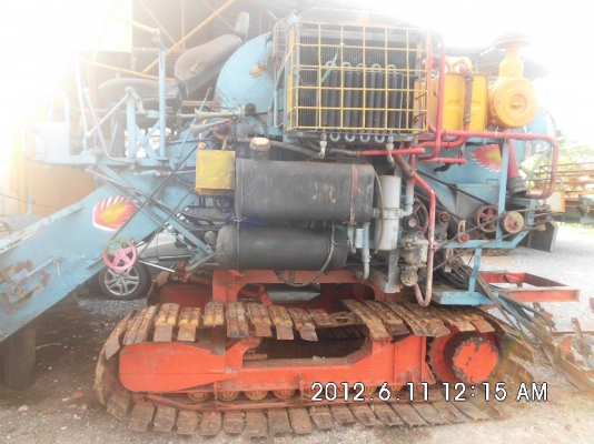 รถเกี่ยวข้าว วิชาญการช่าง 250000