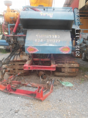 รถเกี่ยวข้าว วิชาญการช่าง 250000