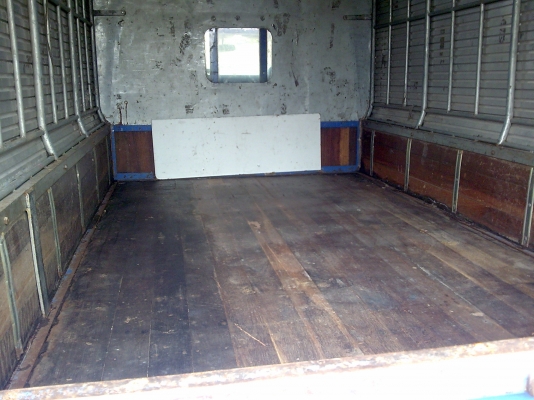 4ล้อ ISUZU NKR **ไม่ติดเวลา** 4ล้อ ISUZU NKR **ไม่ติดเวลา**