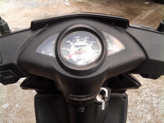 ขออนุญาติขาย  Honda Click  มือเดียว วิ่งไม่ถึง 2,xxx กิโลเมตร