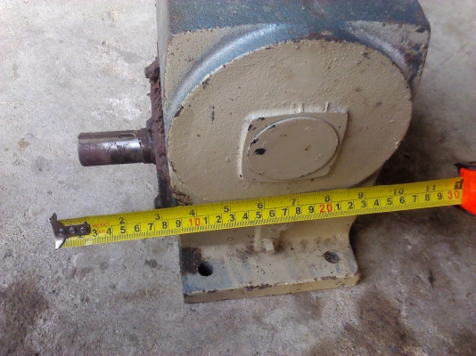 เกียร์ทด 1ต่อ 50 ของ MITSU เปีนชนิดแบบเฟื่องเล็กกับเฟื่องใหญ่ โครงสร้างเหล็กขึ้นรูป