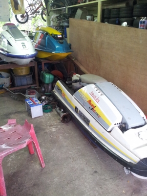 ขายเจ็ทยืน 2 ลำเหมา 38000 มัดจำแล้วครับ