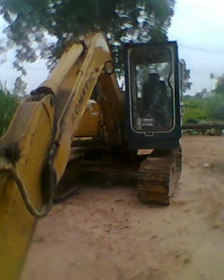 ขายรถขุดแบ็คโฮ komatsu pc 60 -3 เครื่องปั๊มเดิม โซ่ดี แผ่นสวย บูมอาร์มไม่ปะ สัญญาซื้อขาย