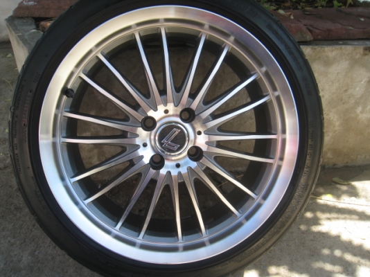 ขายล้อแม็กLenso cs 17"x7" et40 4รู100 + ยางปี 12,2 เส้นและปี 10,2 เส้น(081-3747940)