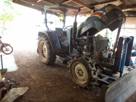 ขายรถไถ2เพลาEURO55DI 4WD อุปกรมีดันหน้า ผานหลัง ผาน4 ครบพร้อมใช้