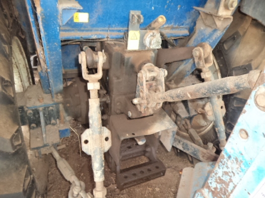 ขายรถไถ2เพลาEURO55DI 4WD อุปกรมีดันหน้า ผานหลัง ผาน4 ครบพร้อมใช้