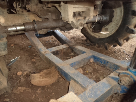 ขายรถไถ2เพลาEURO55DI 4WD อุปกรมีดันหน้า ผานหลัง ผาน4 ครบพร้อมใช้