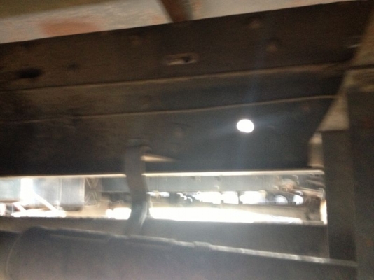 รถฮีโน่ 6 ล้อ 150 แรงม้า ปี 47  สนใจติดต่อ 081 - 6079515