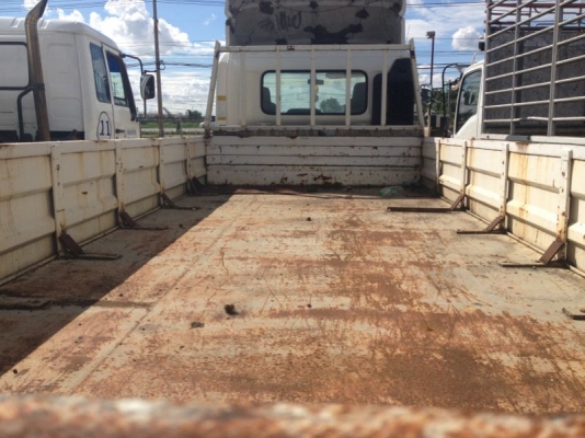 รถฮีโน่ 6 ล้อ 150 แรงม้า ปี 47  สนใจติดต่อ 081 - 6079515