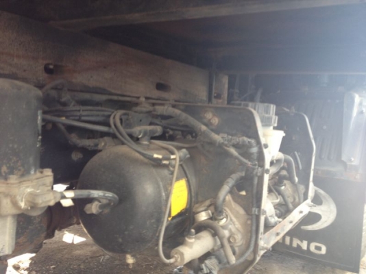 รถฮีโน่ 6 ล้อ 150 แรงม้า ปี 47  สนใจติดต่อ 081 - 6079515