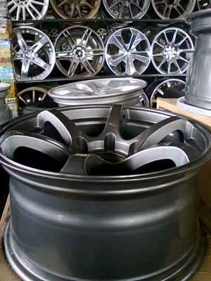 ขายล้อใหม่ขอบ17 6รู5 รู ชุดละ11500