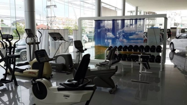 ขายเครื่องอุปกรณ์ออกกำลังกาย Fitness ยกชุด