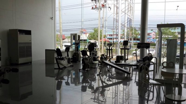 ขายเครื่องอุปกรณ์ออกกำลังกาย Fitness ยกชุด