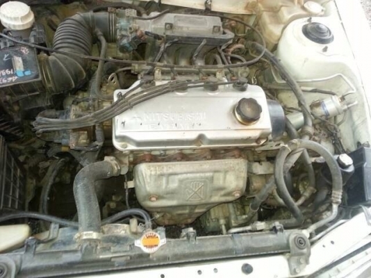 MITSUBISHI LANCER GLXi 1.8 AT ปี 94 รถช่วงล่างดีมากๆครับทำใหม่ทั้งหมดแน่นทุกส่วน เครื่อง 1,800 วางใหม่ๆลงเล่มครบถูกต้องพร้อมโอน ภายในเก๋งคอนโซลสวยครบ แอร์เย็น พวงมาลัยเพาเวอร์ ช่วงล่างดีมากๆไม่มีผุกร่อนเลย ยางสภาพดี 80\% พร้อมใช้งาน เอกสารทะเบียนภาษีครบพร้