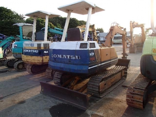 ขายแบคโฮเล็กPC20-5เก่าญี่ปุ่นราคาถูก