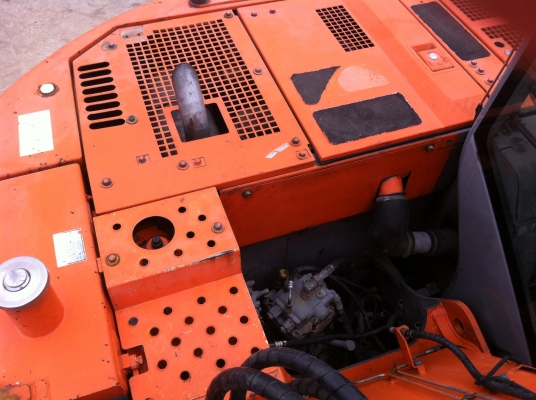 ขายด่วน Hitachi  ZX125 US ปี 2006  เครื่อง ISUZU 4BG1 เทอร์โบว์  ใบแทรค 70  เก่าญี่ปุ่นสภาพสวยมาก นำเข้าเองจากญี่ปุ่นโดยตรงจ้า