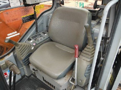 ขายด่วน EX135 -5  ใบแทรค 70  นำเข้าจากญี่ปุ่นยังไม่เคยใช้งานในไทย รถสวยสภาพดี ราคาคุยกันได้จ้า