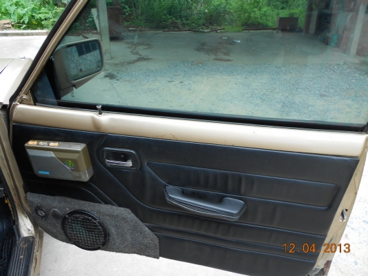 ขายเก๋ง mazda 808 classic 2 ประตู เฉพาะคนหัวใจเรโทรเท่านั้น ตอนนี้เหลือกี่คันแล้วเอ่ย