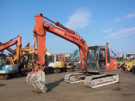 ขายด่วน HITACHI  ZX120  นำเข้าเองจากญี่ปุ่น สภาพดี ราคาคุยกันได้จ้า