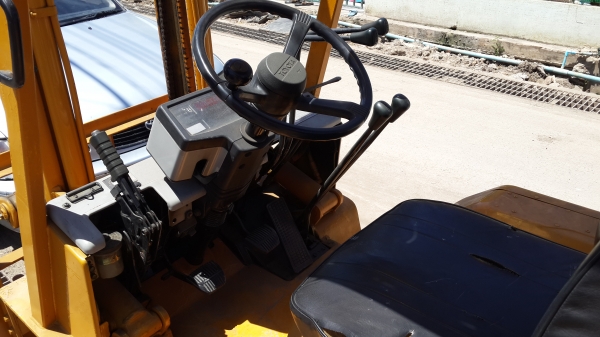 รถฟอร์คลิฟต์ 1.5ตัน TOYOTA เก่านอกไม่เคยใช้ในไทย 120000