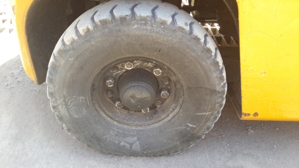 รถฟอร์คลิฟต์ 1.5ตัน TOYOTA เก่านอกไม่เคยใช้ในไทย 120000