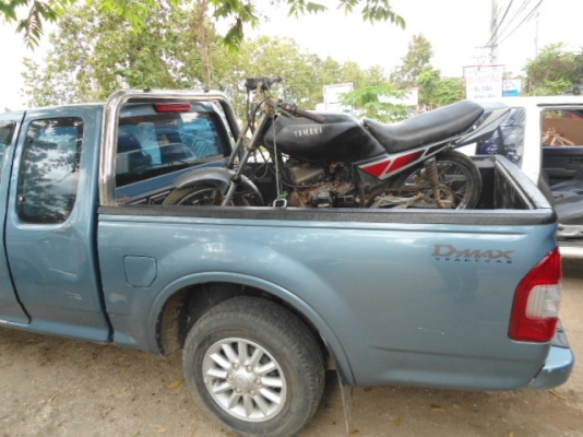 ขายเหมา Yamaza RXZ  2 คัน ราคาถูกๆๆ (เหลือ คันสีแดงครับ)