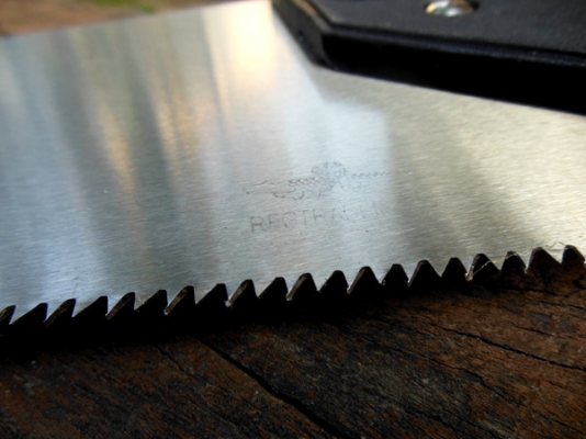 เลื่อยลันดาหน้ากว้าง จระเข้-สมอ เกรด A 26 นิ้ว