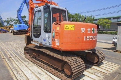 ขายด่วน  HITACHI  EX135 USR   เก่าญี่ปุ่นแท้ ๆๆ  ยังไม่เคยใช้งานในไทย  ใบแทรค 60   เครื่องปั้มดี  ไฟฟ้าครบสภาพสวมาก ๆๆ