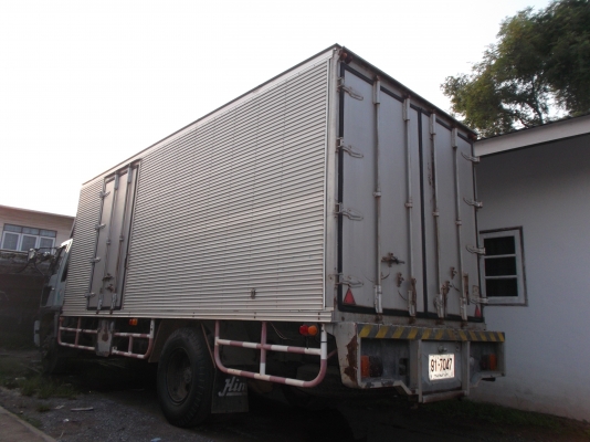 ขายด่วนรถ6ล้อFF3Hเครือง195แรงม้าปี39รถตู้แห้ง