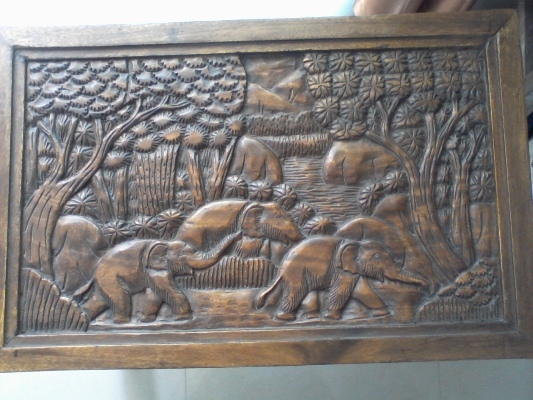 โต๊ะไม้แกะสลัก ขาโค้ง โต๊ะไม้แกะสลัก ขาโค้ง