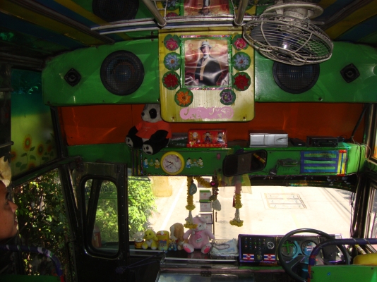 ขายรถบัสกึ่งสองชั้นขนาด 10 เมตร 30 ที่นั่ง 500,000 บาท