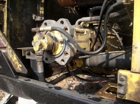 kobelco sk 200 มารค์ ทรี  สภาพพร้อมใช้ เครื่องดี ปัมดี ช่วงล่างเต็ม