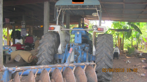 ลดราคา !! ขายรถไถ FORD 6600 ภาพสวย พร้อมโอน เครื่อง T3