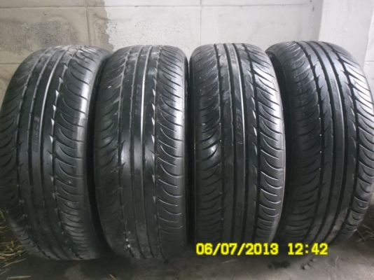 ขายยาง kumho 4เส้นสภาพสวย   ยางปี 2012    ขนาด 205/55 R 16