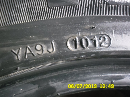 ขายยาง kumho 4เส้นสภาพสวย   ยางปี 2012    ขนาด 205/55 R 16