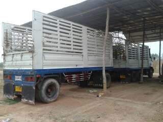 ขายรถ 18 ล้อพ่วงแม่-ลูกไม่ดัมพ์ HINO FL17 ลูกพ่วง 2 คานไม่ดัมพ์ ใส่เครื่อง EK100 260 แรงม้า กระบะเหล็กรั้วคอกเกษตรอู่พนัส กระบะตัวแม่ยาว 6 เมตร กระบะลูกยาว 6.50 เมตร ราคา 1000000