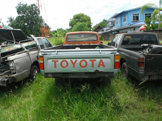 กระบะ TOYOTA