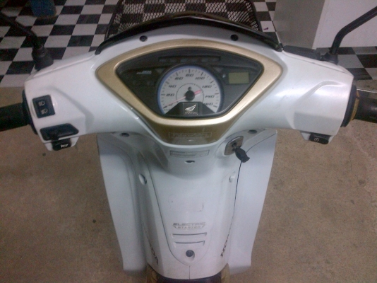 ด่วน!เวฟ125ไอหัวฉีด สต๊าทมือ ล้อแม็ก ปี54 รถเครื่องเดิมแน่นๆ พร้อมใช้ ทะเบียน+เอกสารโอน ภาษีไม่หมด 088-2197709