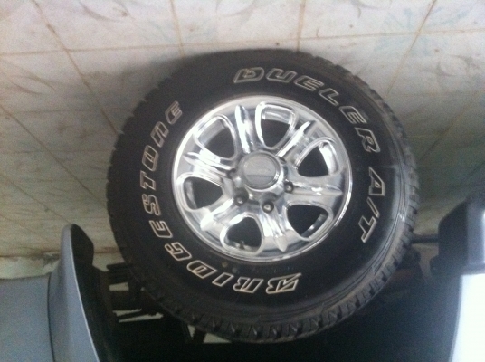 ขายยาง bridgestone พร้อมล้อขอบ15 สภาพเยี่ยมไม่ค่อยได้ใช้ ขายยาง bridgestone พร้อมล้อขอบ15 สภาพเยี่ยมไม่ค่อยได้ใช้