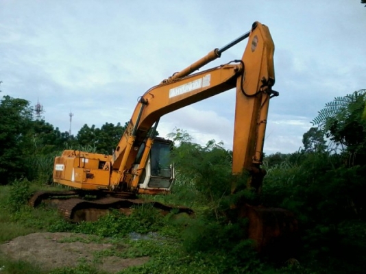 ฝากขายHYUNDAI LC 200 รถไม่ค่อยทำงานจอดเยอะ สนใจติดต่อ 087-2976734