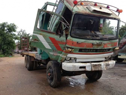 ขายเทเลอร์นิสสัน UD 2เพลา ราคา 690,000 บาท เจ้าของขายเอง ราคาต่อรองได้